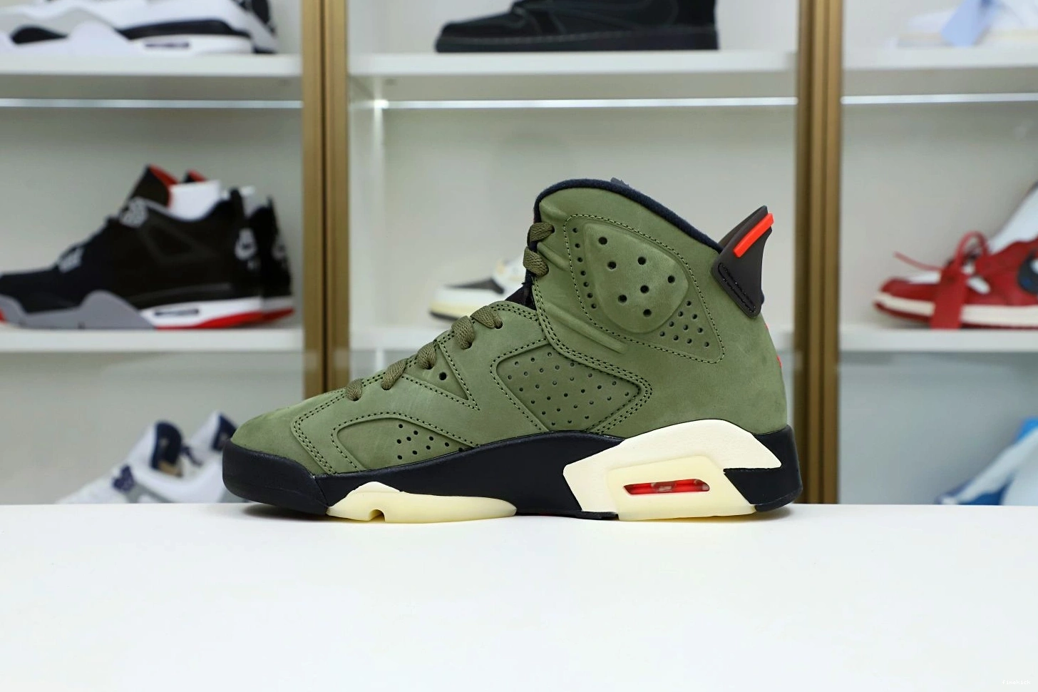 X RETRO SCOTT AIR JORDAN 'OLIVE' TRAVIS 6 0901